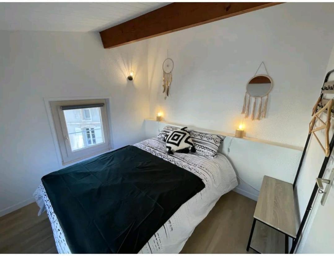 Le Loft Berbere - Ideal Couples, Familles, Business - Centre Historique, Wifi , Netflix Niort Bagian luar foto