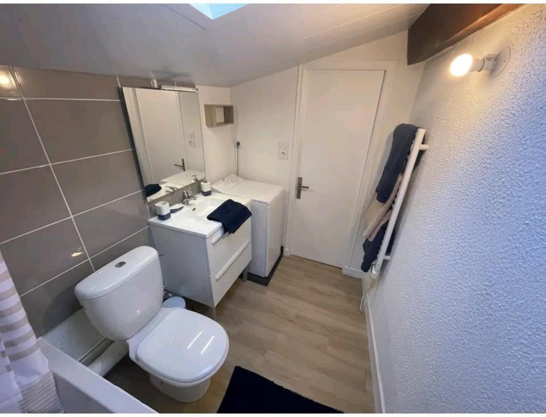 Le Loft Berbere - Ideal Couples, Familles, Business - Centre Historique, Wifi , Netflix Niort Bagian luar foto